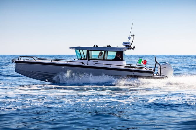 Private Axopar 37 MotorYacht Cruise in Santorini w/ Snack & Drink - Frequently Asked Questions