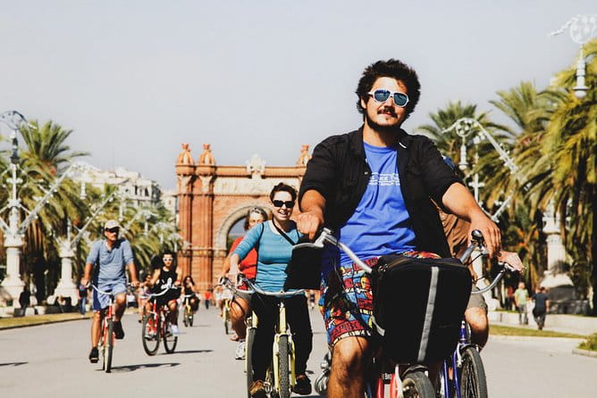 Private Barcelona Bike Tour, Gaudi's Art and Medieval Districts with Local Guide - The Sum Up
