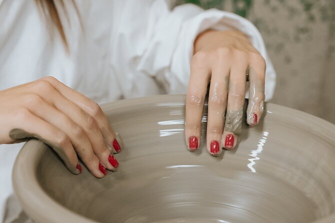 Private Basic Course in Apulian Ceramics in a Farmhouse - Accessibility and Inclusivity