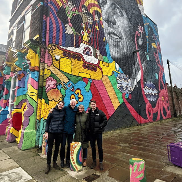 Private Beatles & Beer Bus tour 4 hour & drinks 1-8 people - Key points / Takeaways