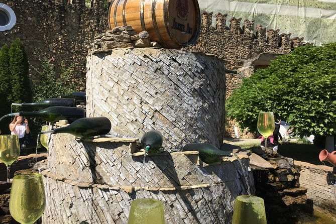 Private Bike Tour to Milestii Mici Winery with wine tasting and lunch - Practical Tips for Participants