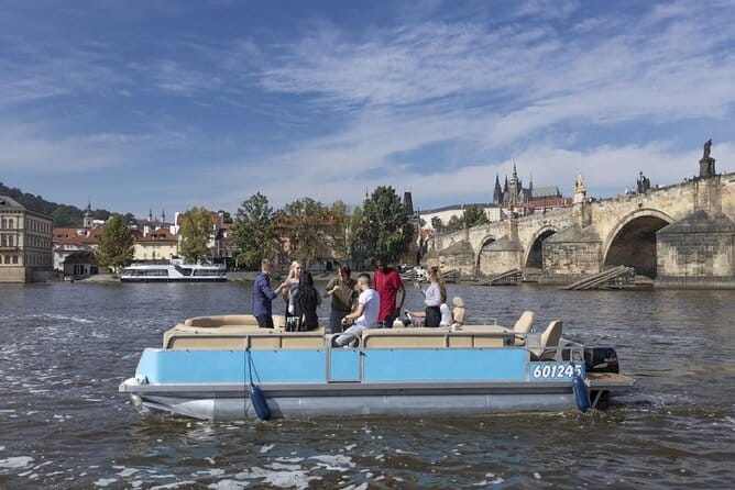 Private Boat Cruise With Unlimited Beer - Exploring Prague from the Water: A Closer Look at the Itinerary