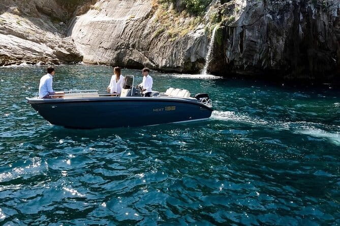 Private Boat Excursion from Sorrento to Capri and Faraglioni - FAQ