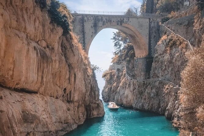 Private Boat Experience in Amalfi Coast Full Day - Key Points