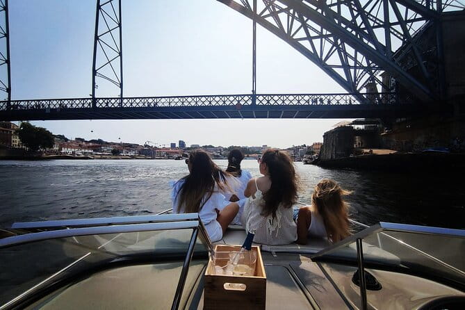 Private Boat Tour 1h30m with Sunset option, group price up to 6px - Practical Tips for Travelers