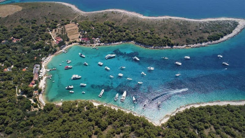 Private Boat Tour From Hvar: Pakleni Islands and Red Rock - Mlini Lagoon and the End of the Day
