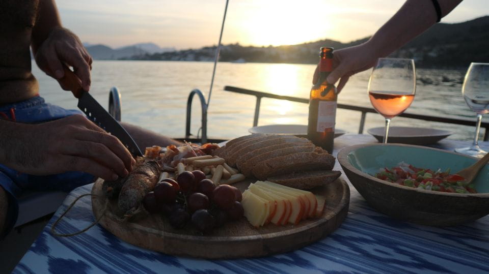 Private Boat Tour Sailing the North Coast of Mallorca - Meeting Point and Additional Information