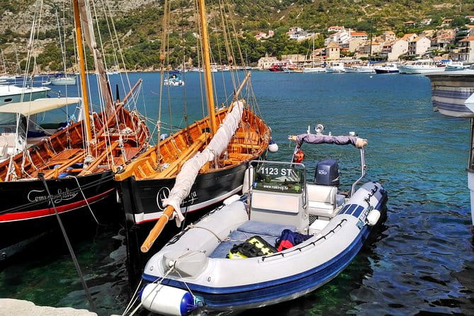 Private boat tour to Blue Lagoon & 4 Islands - FAQ