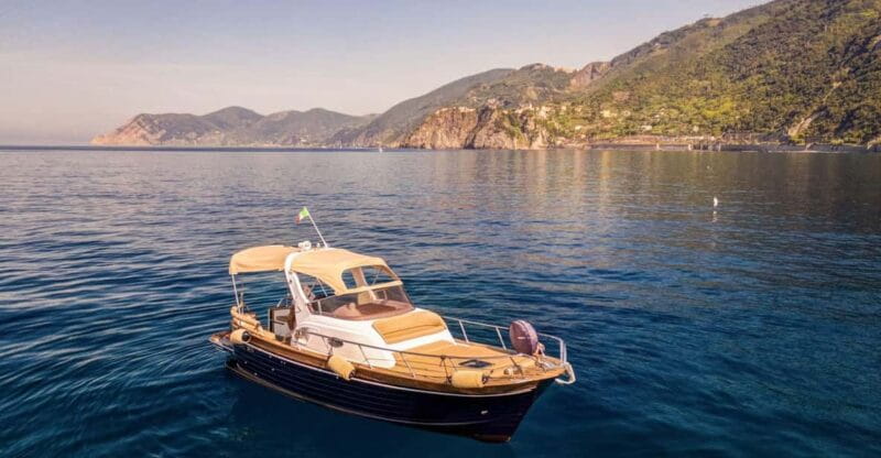 Private Boat Tour to the Gates of the Cinque Terre (HD) - The Experience in Detail
