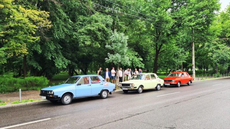 Private Bucharest Driving Tour with a Vintage Car- 120min - Who Will Appreciate This Tour?