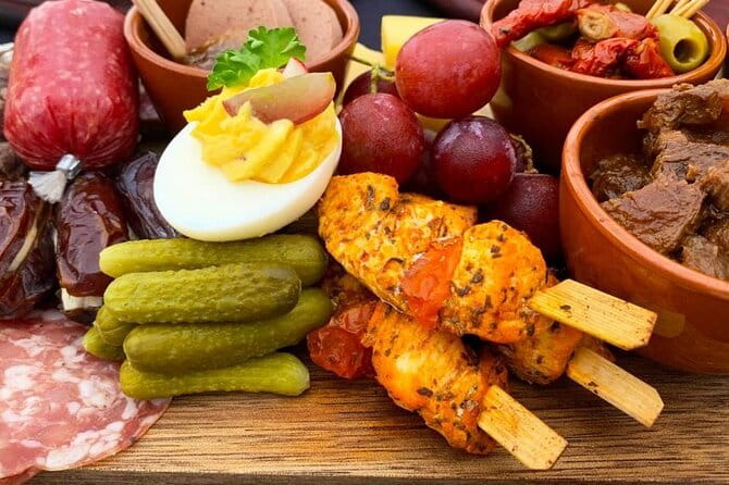 Private Canal Cruise through Giethoorn - Price and Value Analysis