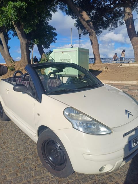 Private Capriolet city tour through Lisbon for 4 Hours - Exploring Lisbon in Style: The Capriolet Experience