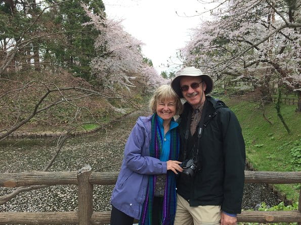Private Cherry Blossom Tour in Hirosaki With a Local Guide - Exploring Hirosaki Park