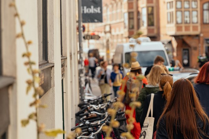 Private City Kickstart Tour: Copenhagen - Amalienborg Palace Insights