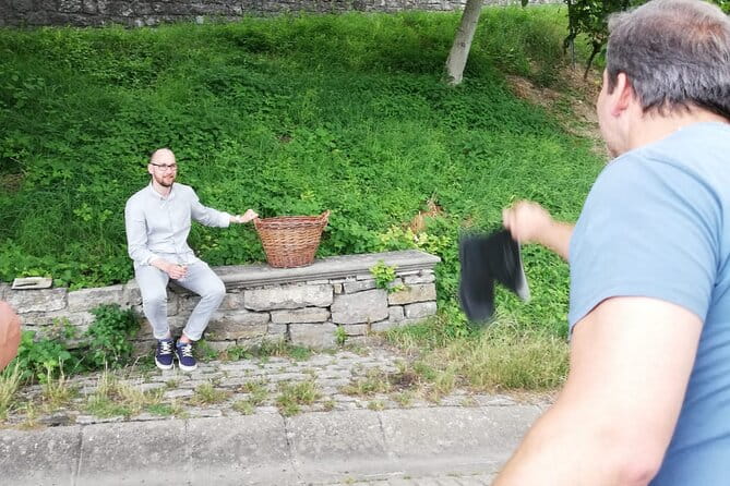 Private city rally in Würzburg including wine tasting - Logistics, Value, and Suitability