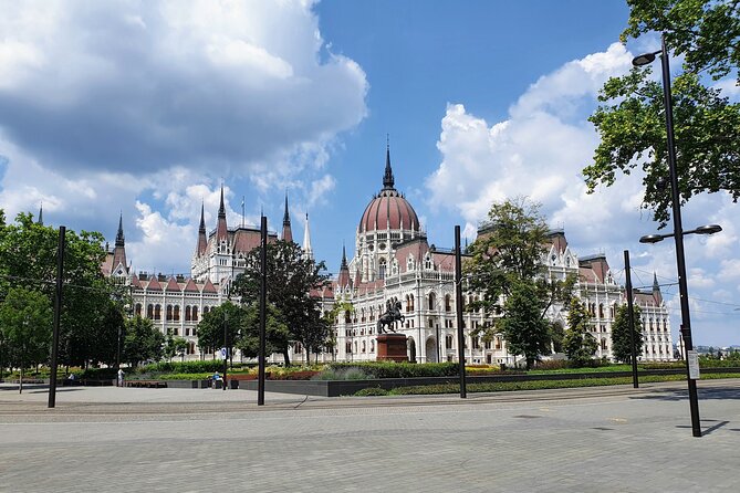 Private City Tour by Van - Cancellation and Guarantee