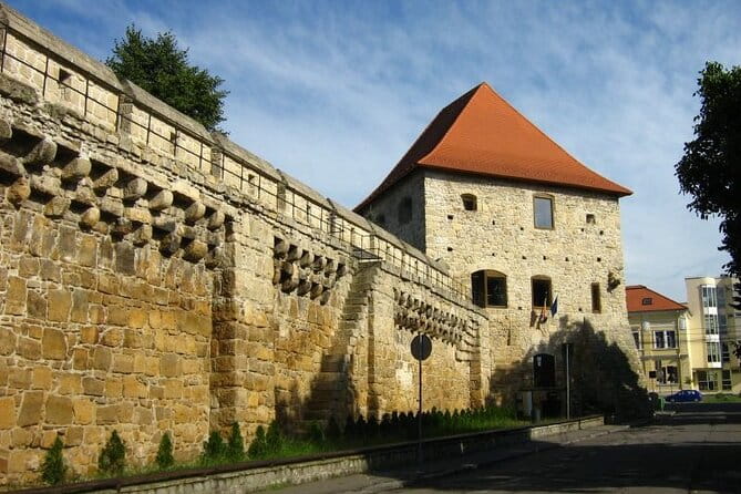 Private city tour in Cluj-Napoca - Exploring the Landmarks: A Step-by-Step Breakdown