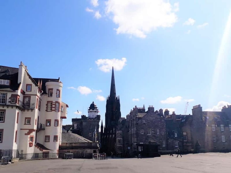 Private city tour of Edinburgh Old Town and the historic Royal Mile - Discovering the Heart of Edinburgh’s Old Town
