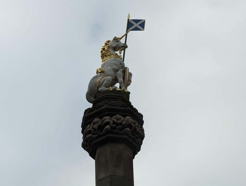 Private city tour of Edinburgh Old Town and the historic Royal Mile - Price and Logistics