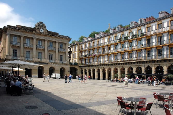 Private City Tour of San Sebastian with introduction to Pintxos Culture - Practical Considerations and Booking