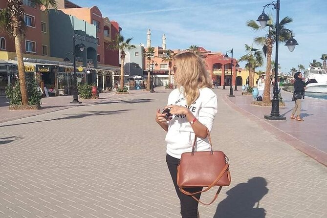 Private City Tour With Shopping in Hurghada - Meeting and Pickup Details