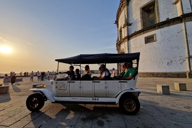 Private CityTour Tuk Vintage Car Tour in Porto - Tour Expert/Driver