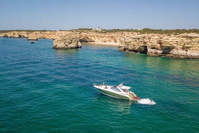 Private Coastline and Dolphins Yacht Cruise from Albufeira - The Food and Drinks: A Bonus for Guests