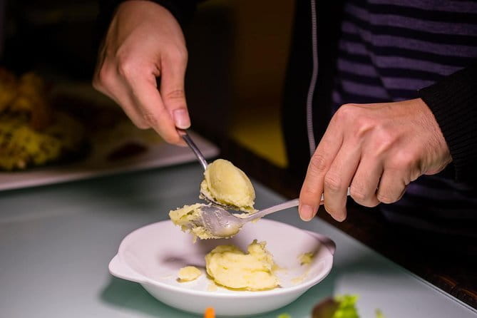 Private Cooking Class in Chianti from Florence - Logistical Details: Ease and Comfort