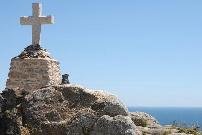 Private Costa de la Muerte and Cabo Finisterre Tour - Wild Beaches and Coastal Beauty