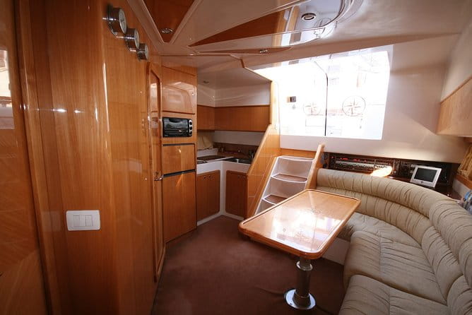 Private Cruise from Naples to Capri and Amalfi Coast - yacht 40' - FAQs