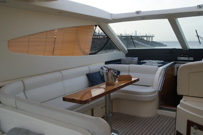 Private Cruise to Capri and Amalfi coast from Positano or Amalfi - yacht 50' - FAQ