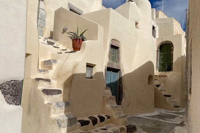 Private Customizable Tour to Explore Santorini - Price and Value Considerations