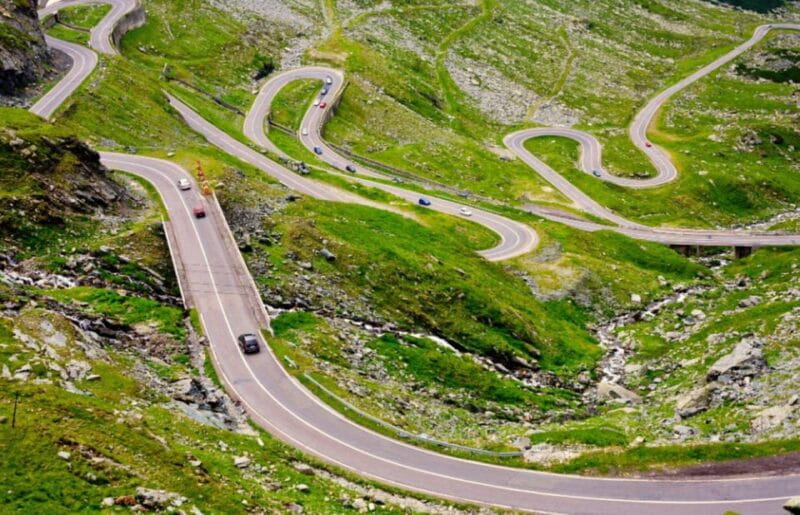 Private Day Tour from Bucharest to Transfagarasan Road - A First Look at the Transfagarasan Road Tour