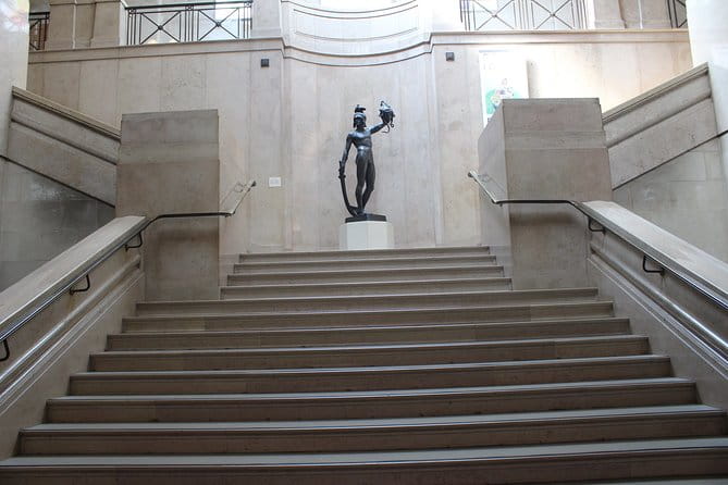 Private Day Tour of Cardiff, including Cardiff Castle, St Fagans, & Cardiff Bay - FAQ