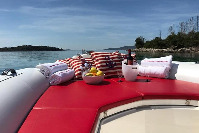 Private day tour to Golden horn, Bra and island Hvar - Key points / Takeaways: