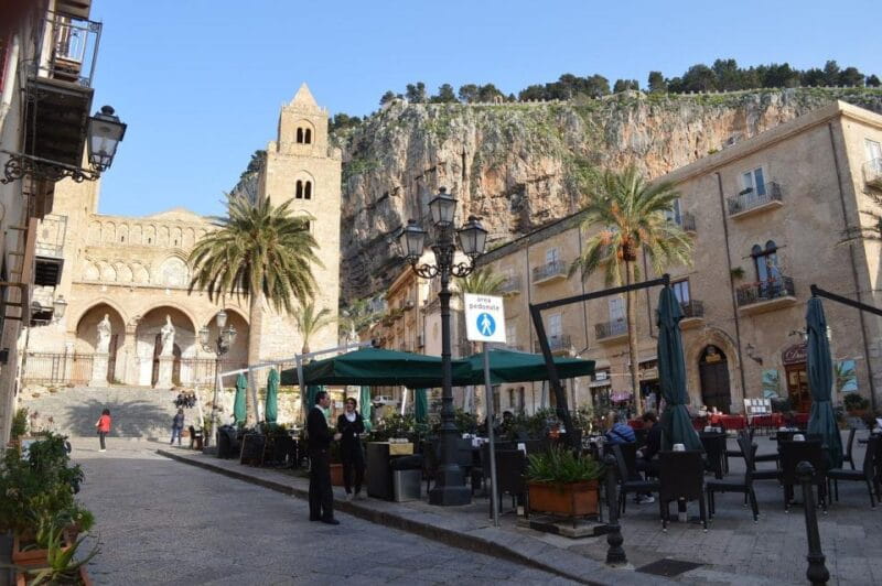 Private Day Tour to Palermo and Cefalù from Catania - FAQ