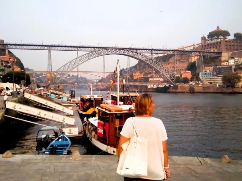 Private Day Tour to Porto with maximum 2 stop in the way - Price and Value Considerations
