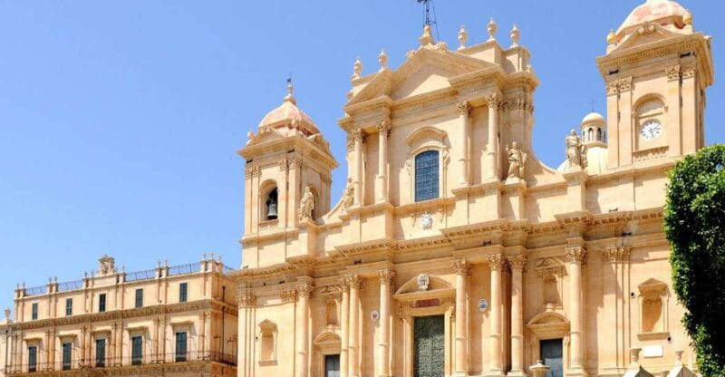 Private Day Tour to Siracusa and Noto from Catania - Practical Details and What to Expect