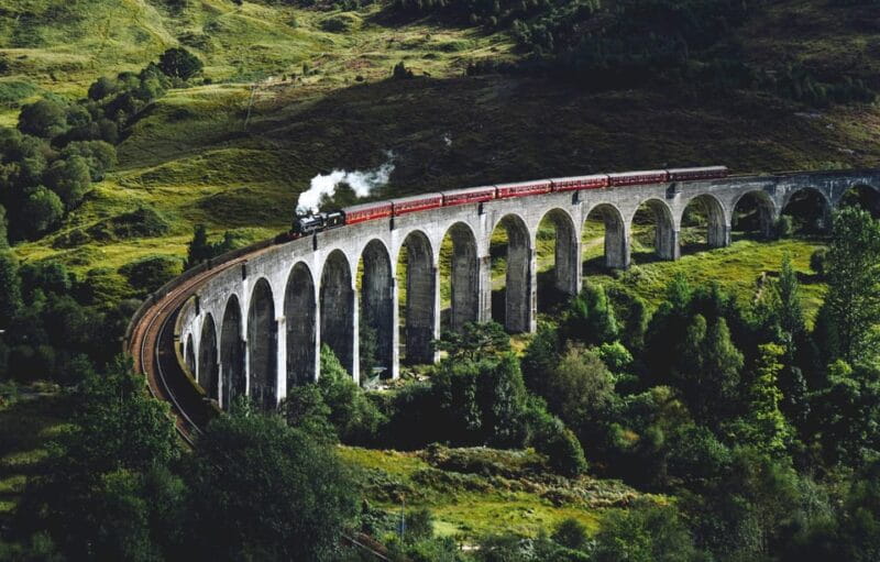 Private Day Tour to the Famous Glenfinnan, Glencoe & More - Exploring Glencoe and Its Surroundings