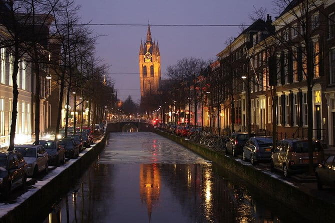 Private day trip to Delft and The Hague - Exploring Delft: The City of Blue and History