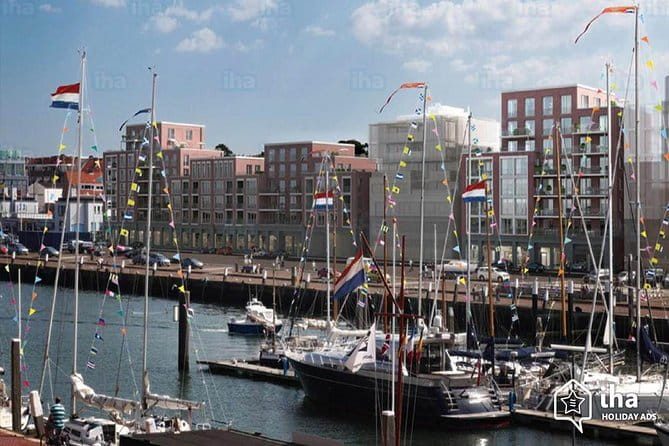 Private day trip to Delft and The Hague - Comfortable, Hassle-Free Transportation