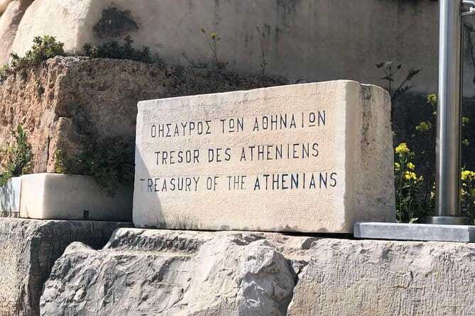 Private Day Trip to Delphi from Athens - Discovering Delphi: An In-Depth Look