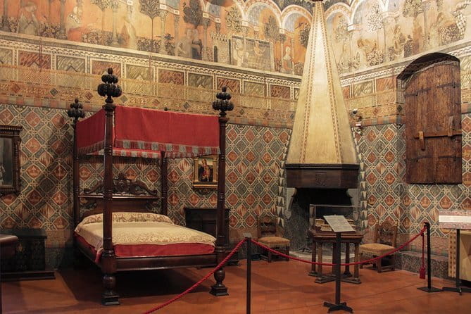 Private Day Trip to Montalcino and Montepulciano from Florence - Detailed Breakdown of the Itinerary and What You’ll Experience