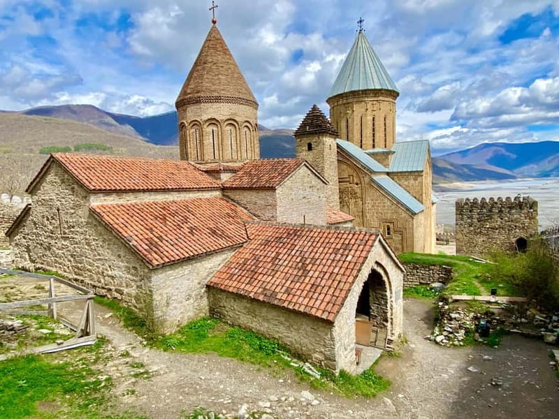 Private day trip to Stepantsminda, Kazbegi Mountains & Sno - The Long Road Back and Local Flavors