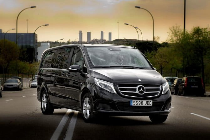 Private Departure Transfer from Brussels City to Brussels Airport by luxury van - Why This Transfer Service Is Great for Certain Travelers