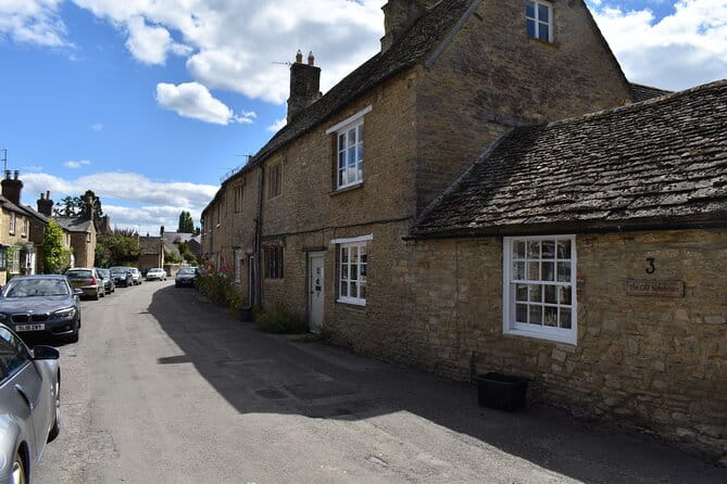 Private Downton Abbey Tour, including Bampton, Cogges Farm, and Highclere - FAQs