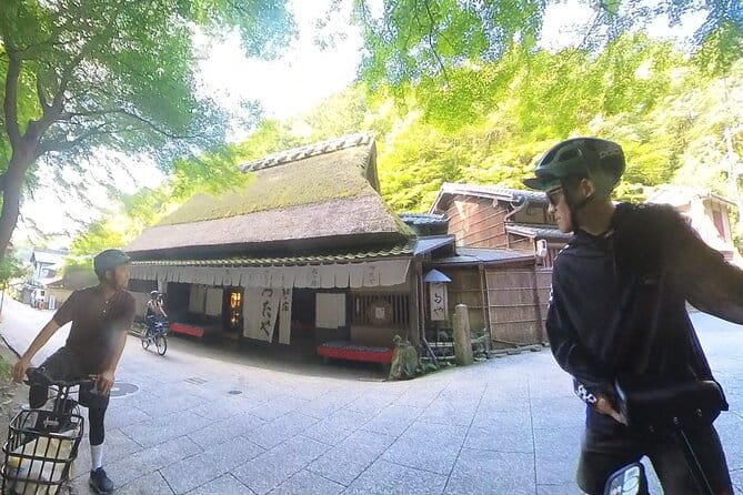 Private: E-bike Cycling Tour in Arashiyama - Key Points