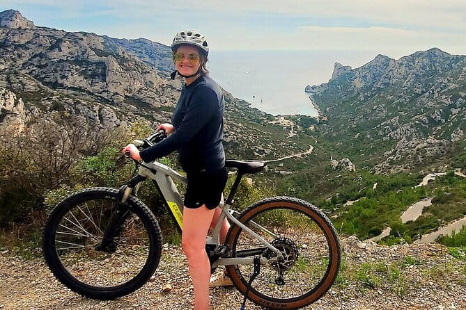 Private ebike tour to Calanques or city - Who Should Book This Tour?
