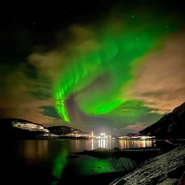 Private Eco Friendly Northern Lights Tour - Entering the Arctic Night: What You Can Expect
