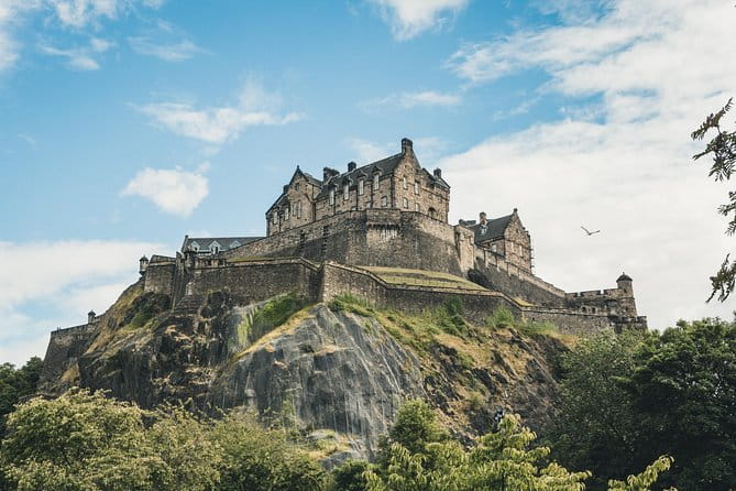 Private Edinburgh Tour for Families with a Local, 100% Personalized - Exploring Edinburgh with Kids: A Deep Dive into the Private Tour